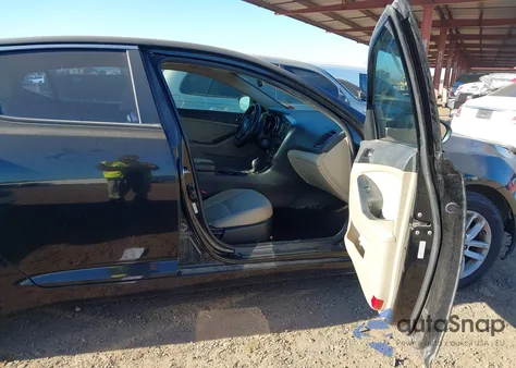 2013 Kia Optima Lx z USA, uszkodzony, nr VIN 5XXGM4A71DG253970